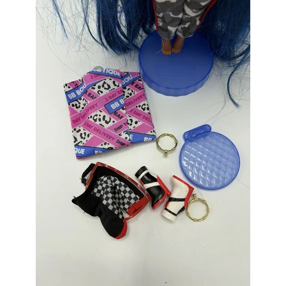 MGA LOL Surprise OMG DOWNTOWN BB Fashion Doll With Outfit Accessories 2019